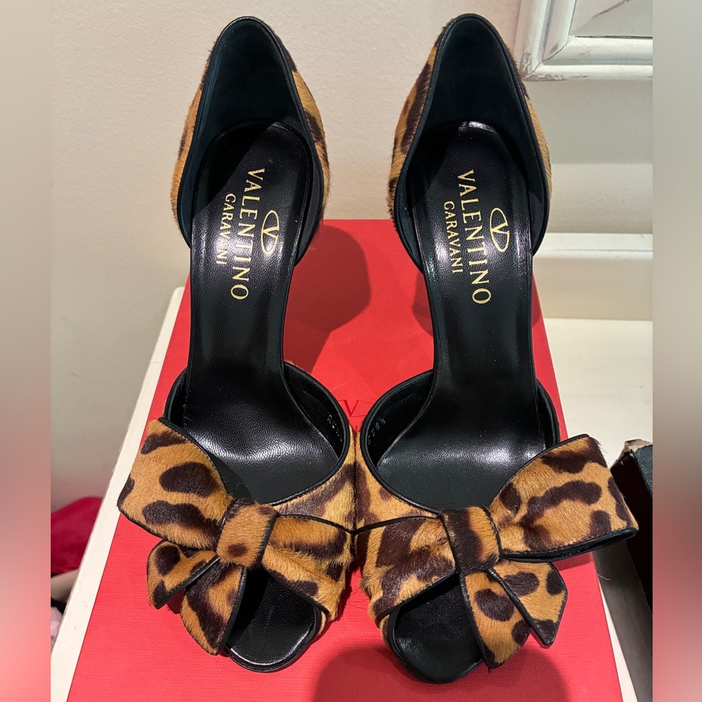 Valentino Garavani Animal Print Heels with Bow